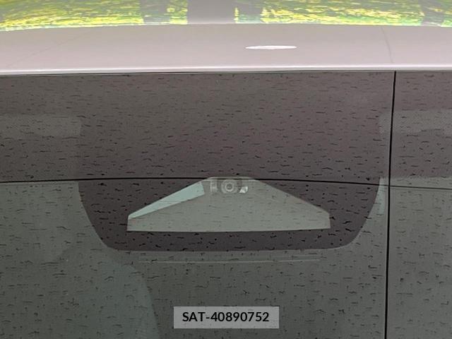 Toyota YARIS CROSS 2025-06 8008788-4