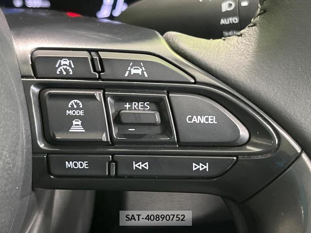 Toyota YARIS CROSS 2025-06 8008788-5