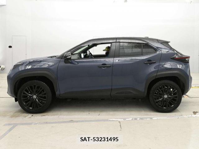 Toyota YARIS CROSS 2025-04 8009342-10