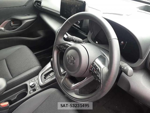 Toyota YARIS CROSS 2025-04 8009342-2