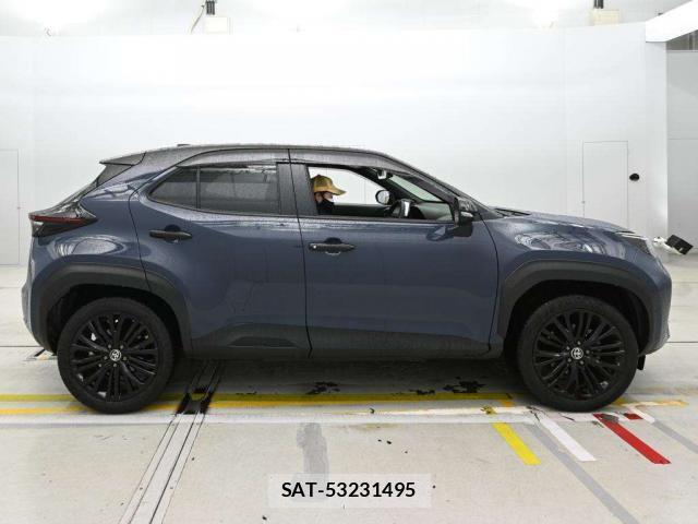 Toyota YARIS CROSS 2025-04 8009342-3