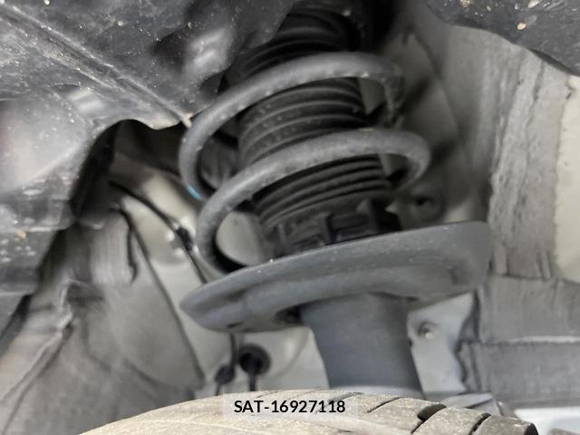 Toyota YARIS CROSS 2024-01 8009623-17