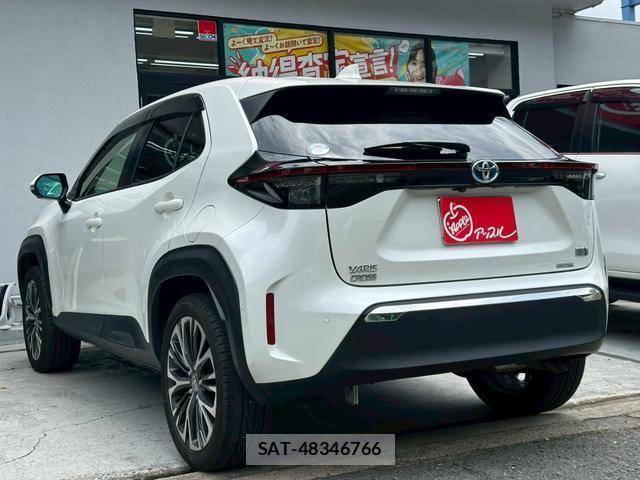 Toyota YARIS CROSS 2021-07 8009878-11