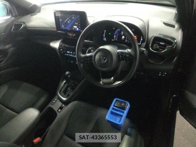 Toyota YARIS CROSS 2024-09 8010281-2