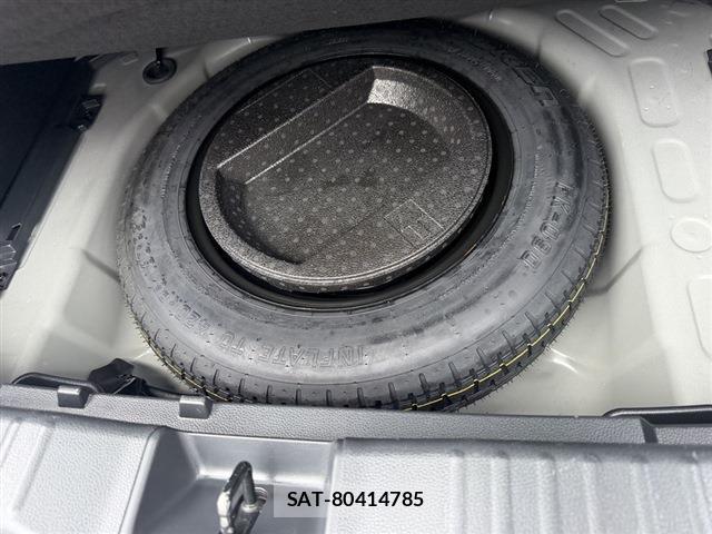 Toyota YARIS CROSS 2024-12 8010870-10