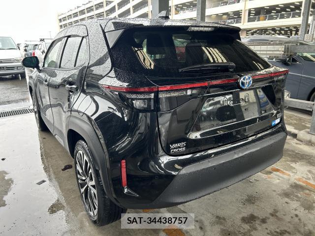 Toyota YARIS CROSS 2021-03 8011616-1