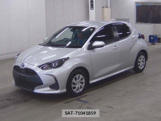 Toyota YARIS 2021-06 8003730-3