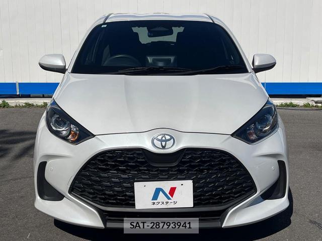 Toyota YARIS 2025-06 8005286-13