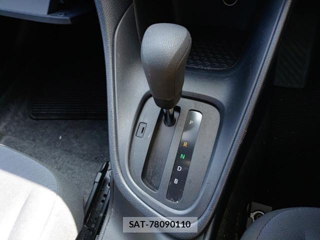 Toyota YARIS 2021-07 8005623-11