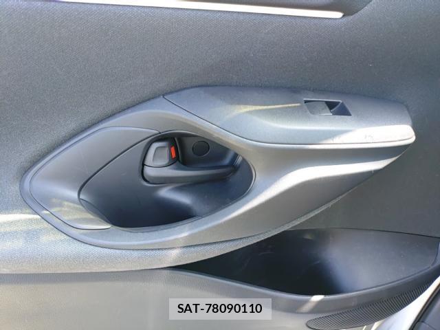 Toyota YARIS 2021-07 8005623-12