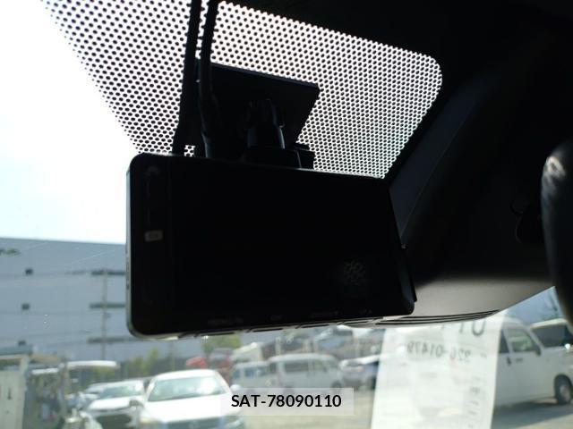 Toyota YARIS 2021-07 8005623-16