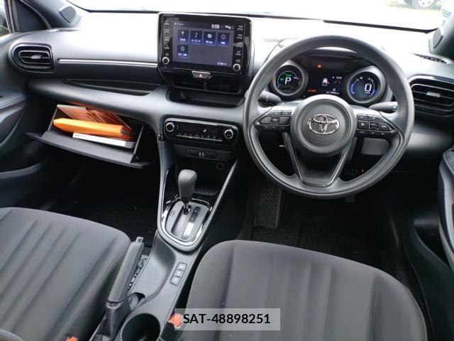 Toyota YARIS 2021-07 8005626-2