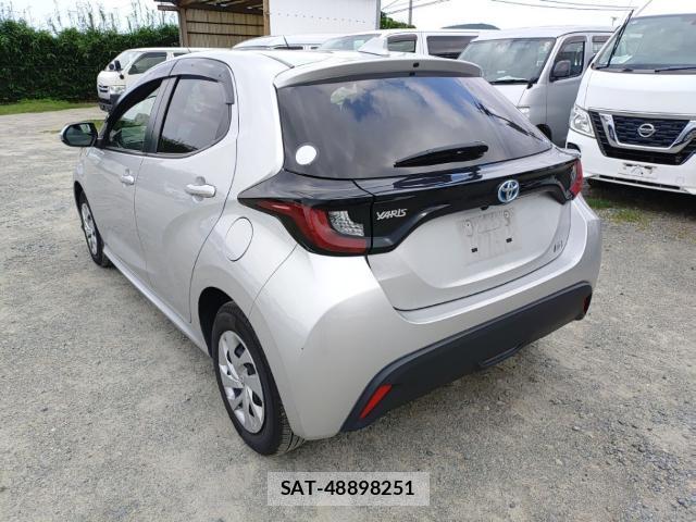 Toyota YARIS 2021-07 8005626-5