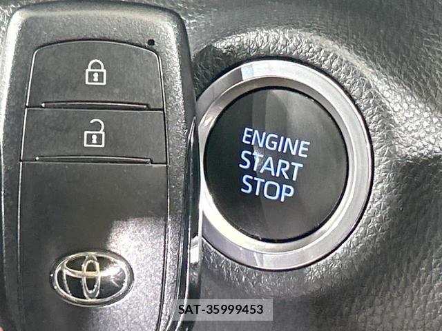 Toyota YARIS 2021-02 8006002-6