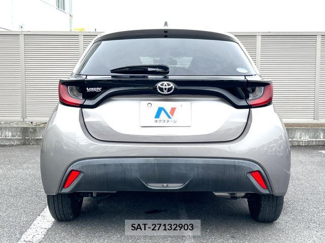 Toyota YARIS 2020-04 8007688-14