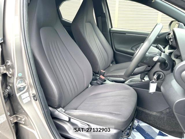 Toyota YARIS 2020-04 8007688-7