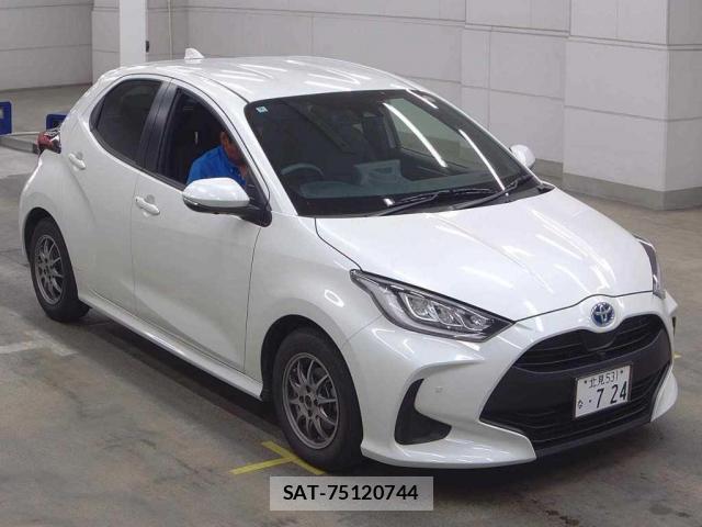 Toyota YARIS 2020-09 8008260-3