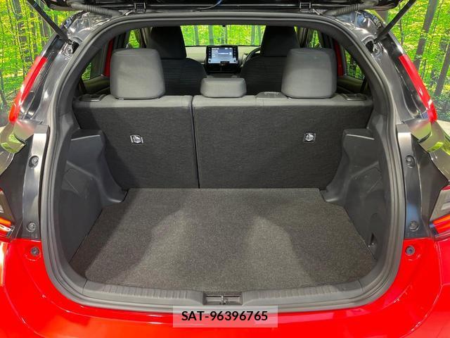 Toyota YARIS 2020-06 8008795-9