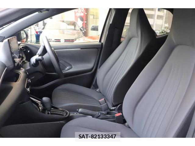 Toyota YARIS 2020-05 8009462-8