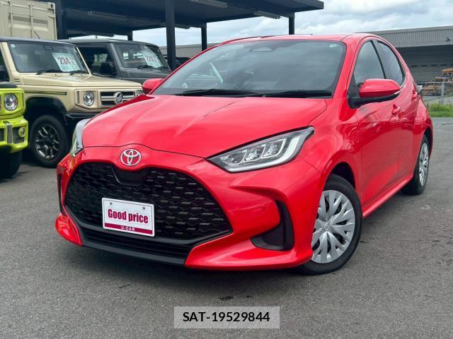 Toyota YARIS 2024-08 8009629-12