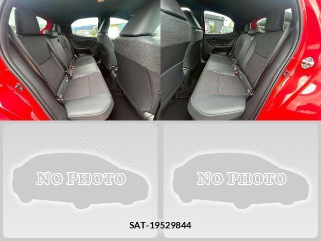 Toyota YARIS 2024-08 8009629-6
