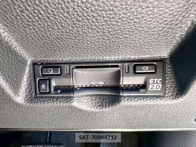 Toyota YARIS 2026-03 8011463-10