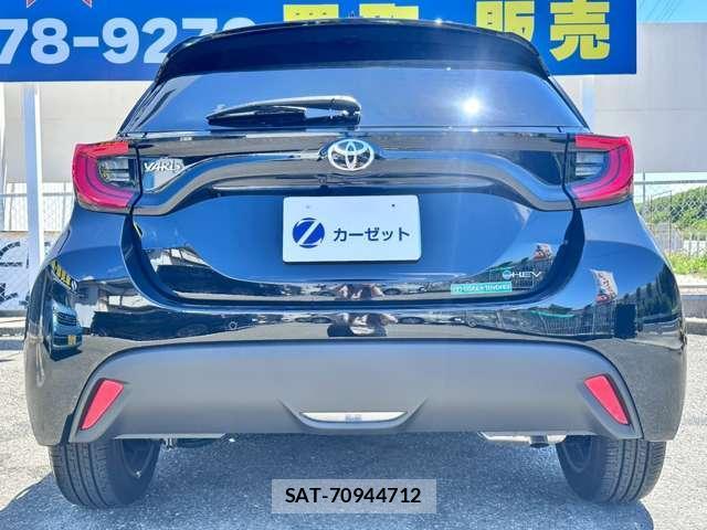 Toyota YARIS 2026-03 8011463-14