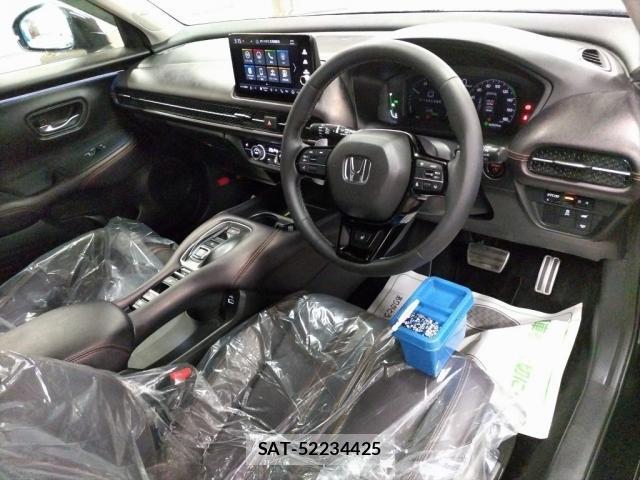 Honda ZR-V 2025-07 8008249-2