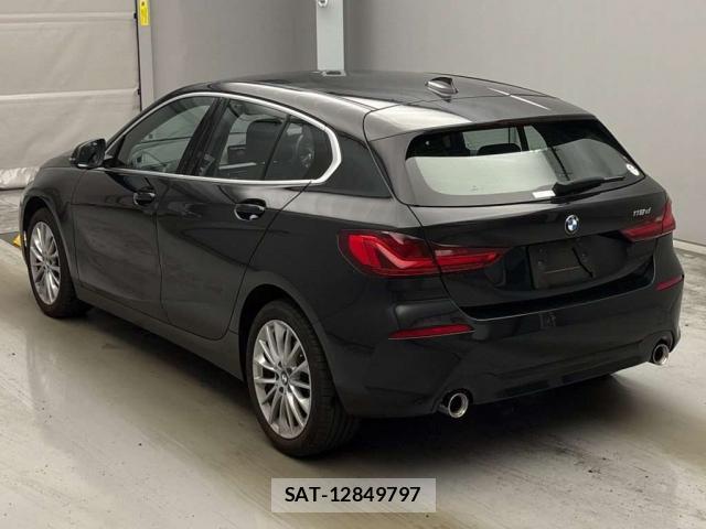 Bmw 1 SERIES 2023-03 8055064-1