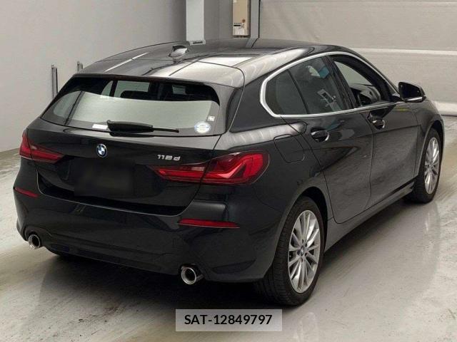 Bmw 1 SERIES 2023-03 8055064-10