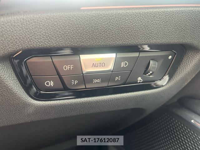 Bmw 3 SERIES 2023-06 8054352-10
