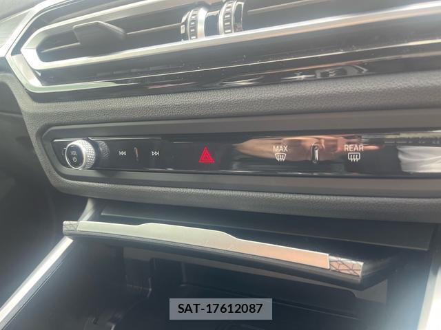 Bmw 3 SERIES 2023-06 8054352-12