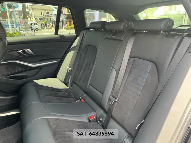Bmw 3 SERIES 2023-06 8054353-18