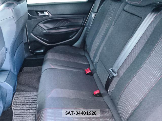 Peugeot 308 2016-11 8053565-7