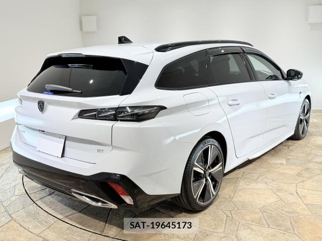 Peugeot 308 2024-12 8055690-2