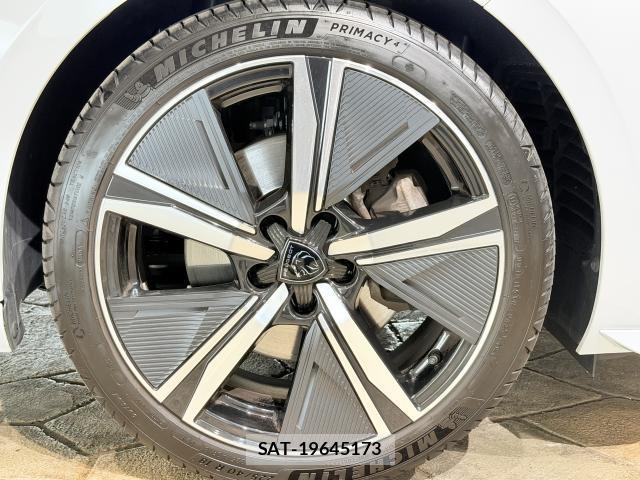 Peugeot 308 2024-12 8055690-8
