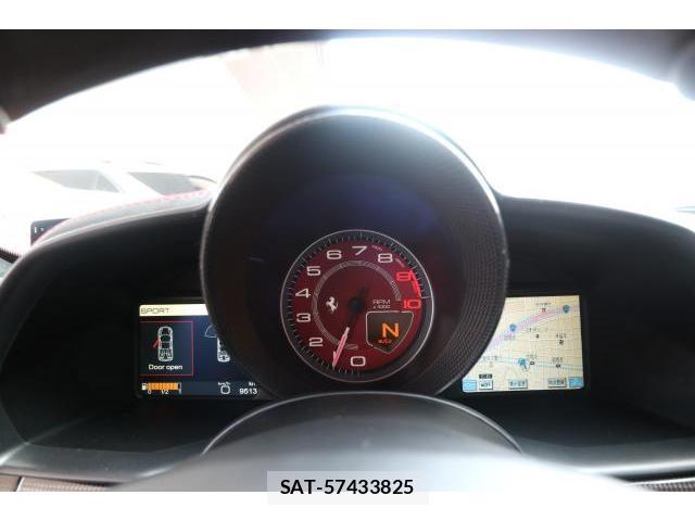 Ferrari 458 Spider 2015-04 8055696-17