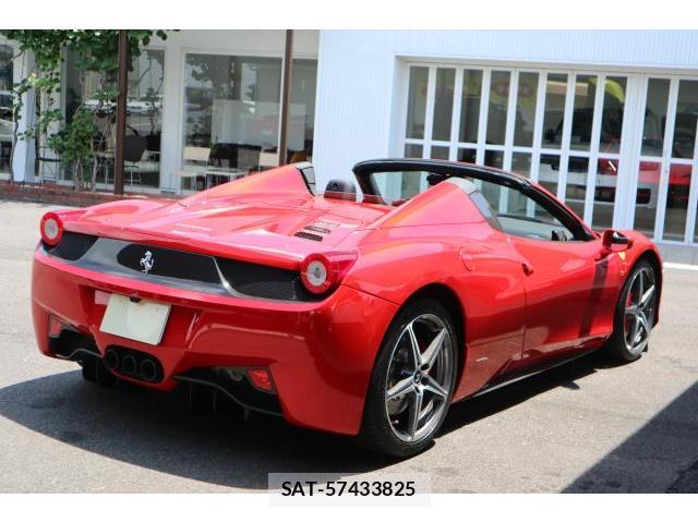 Ferrari 458 Spider 2015-04 8055696-3