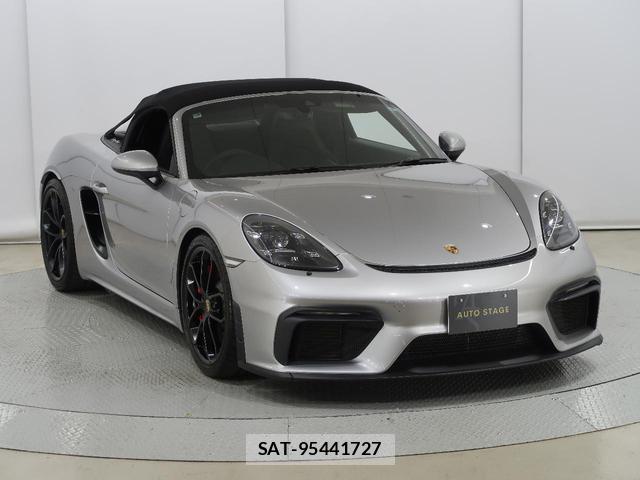 Porsche 718 Spyder 2021-03 8054140-10