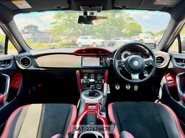 Toyota 86 2017-05 8054271-8