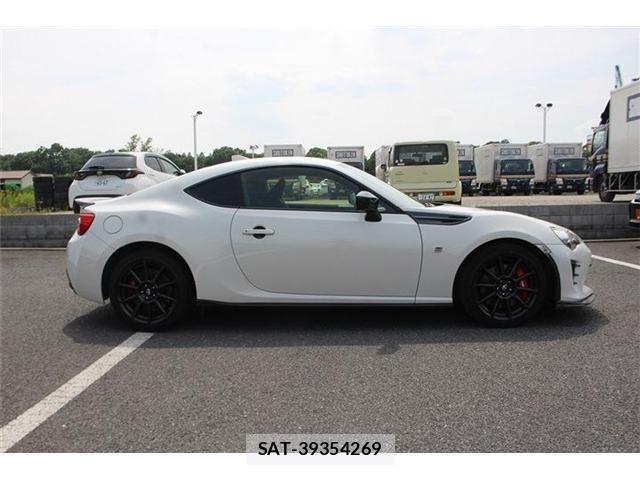 Toyota 86 2018-12 8054938-10
