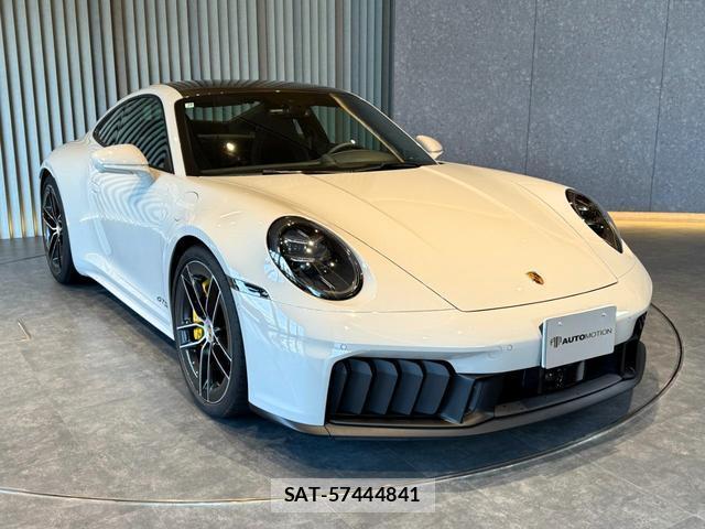 Porsche 911 2025-10 8055790-6