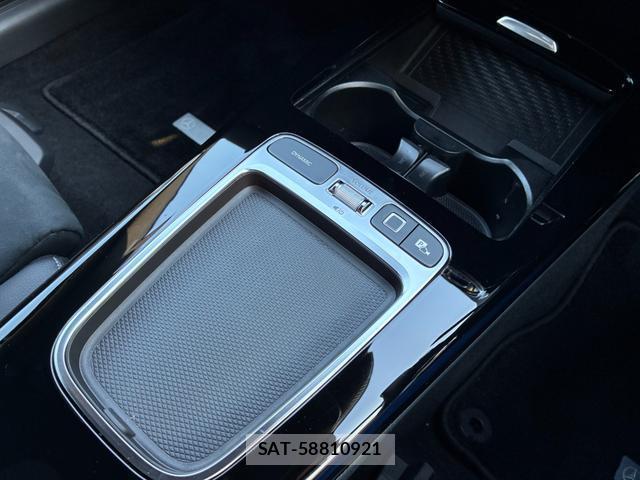 Mercedes Benz A-CLASS 2025-06 8053230-12