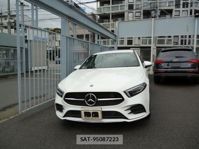 Mercedes Benz A-CLASS 2019-12 8008541-0