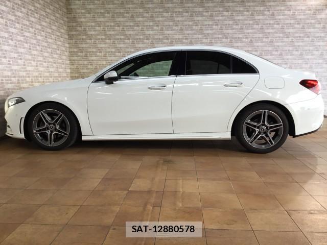 Mercedes Benz A-CLASS 2021-04 8011139-7