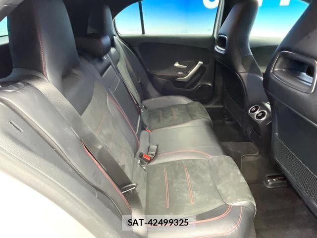 Mercedes Benz A-CLASS 2019-05 8053490-9