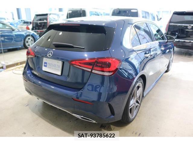 Mercedes Benz A-CLASS 2020-02 8055508-1