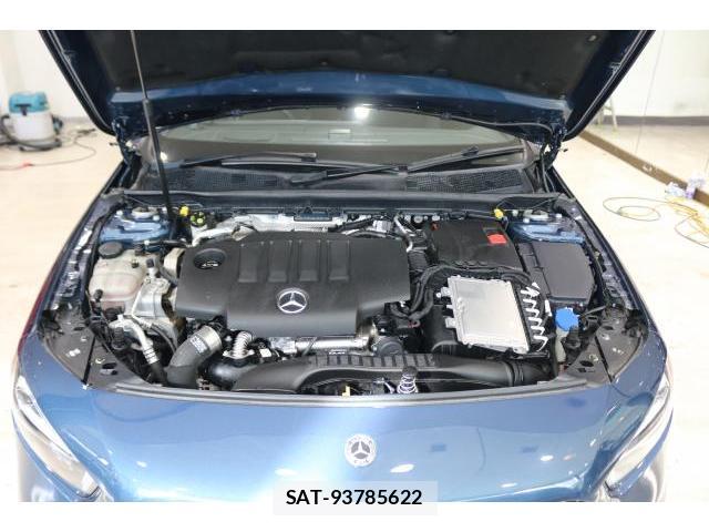 Mercedes Benz A-CLASS 2020-02 8055508-7