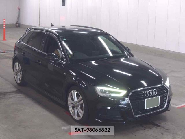 Audi A3 2018-06 8055373-0