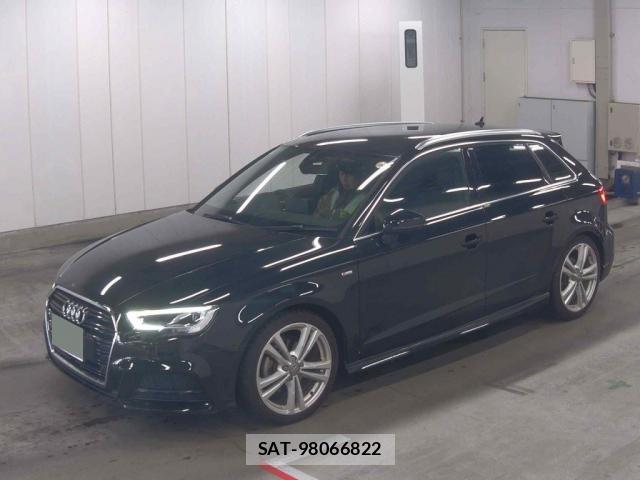 Audi A3 2018-06 8055373-4